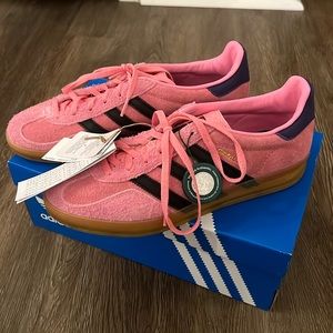 Adidas Gazelle Indoor
Bliss Pink Purple (Women's 9) NEW WITH TAGS